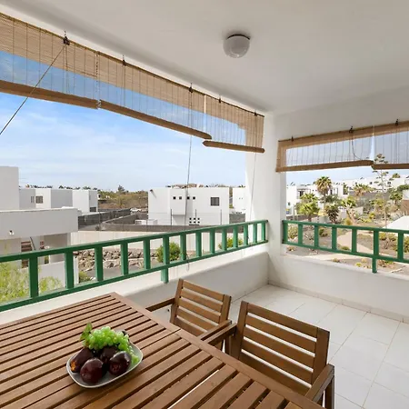 Apartman Home2book Terrace & Pool Retreat, Costa